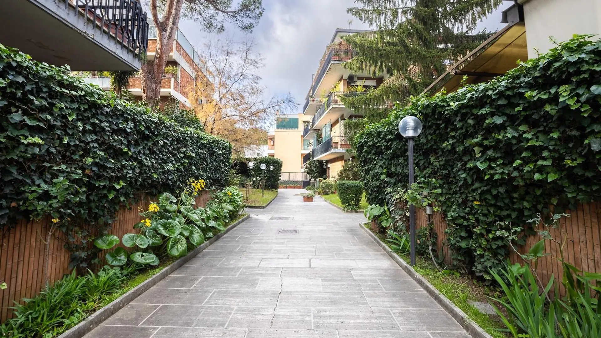 Garden House By Buddyrent Rome Apartment